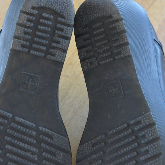 Rare Discontinued Black Platform Dr. Martens Size Womens 9 - Picture 10 of 12